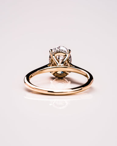 Caroline - Oval moissanite ring